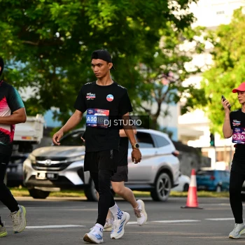 Runner Photo 4048485