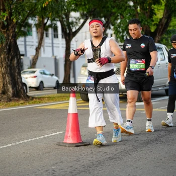 Runner Photo 4048498