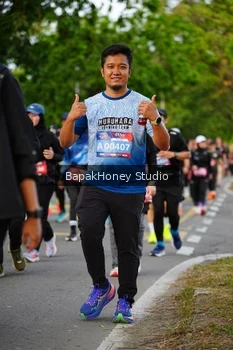 Runner Photo 4048565