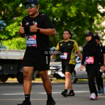 Runner Photo 4048588