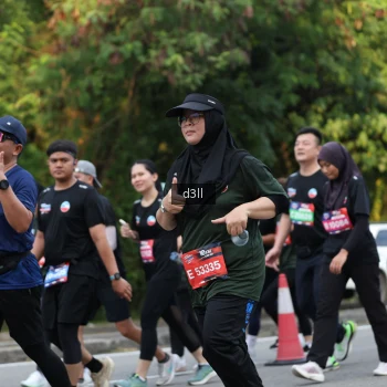 Runner Photo 4048606