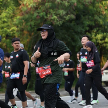 Runner Photo 4048632