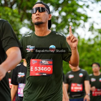 Runner Photo 4048635