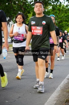 Runner Photo 4048643