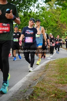 Runner Photo 4048659