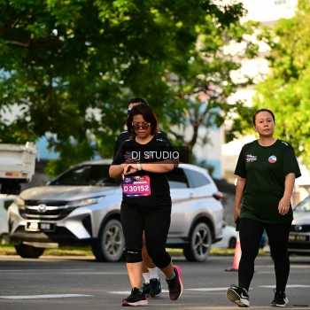 Runner Photo 4048663