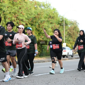 Runner Photo 4048665