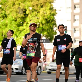 Runner Photo 4048700