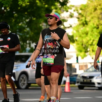 Runner Photo 4048717