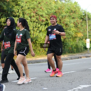 Runner Photo 4048745