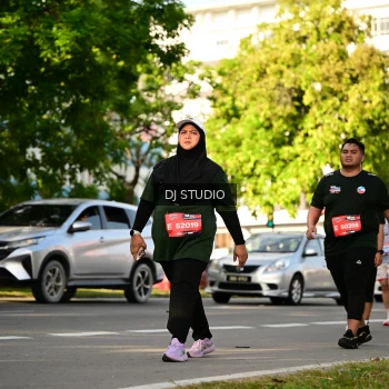 Runner Photo 4048774