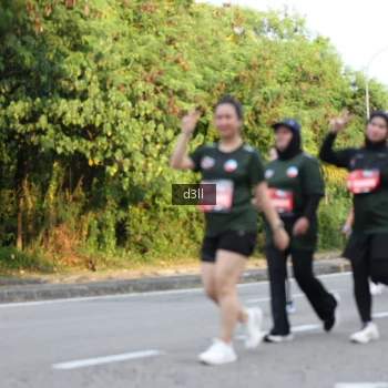 Runner Photo 4048830