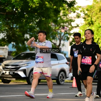 Runner Photo 4048856