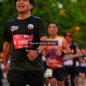 Runner Photo 4048914
