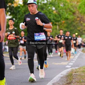 Runner Photo 4048933