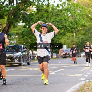 Runner Photo 4048943