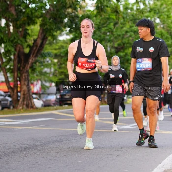 Runner Photo 4048952