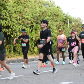 Runner Photo 4048955