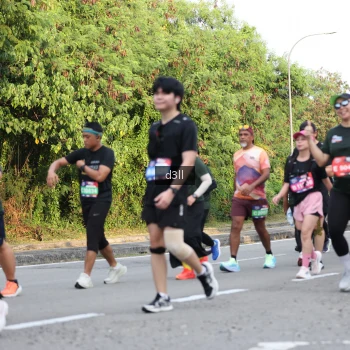 Runner Photo 4048977