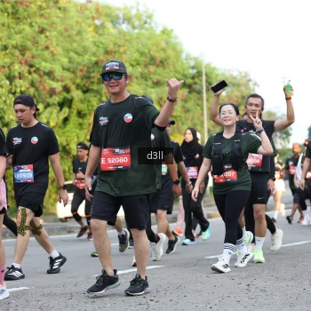 Runner Photo 4049001