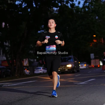 Runner Photo 4049034