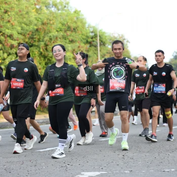 Runner Photo 4049037