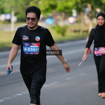 Runner Photo 4049045
