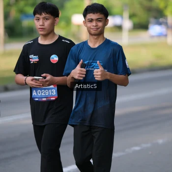 Runner Photo 4049067