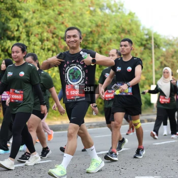 Runner Photo 4049076