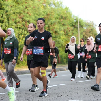 Runner Photo 4049077