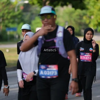 Runner Photo 4049100