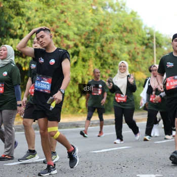 Runner Photo 4049102
