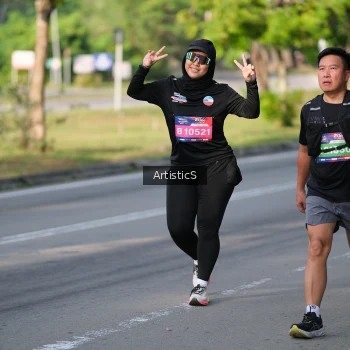 Runner Photo 4049106