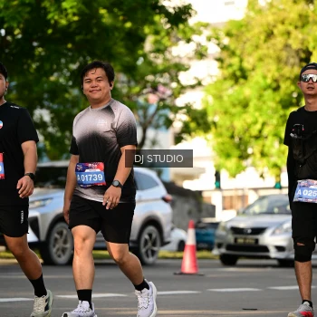 Runner Photo 4049192