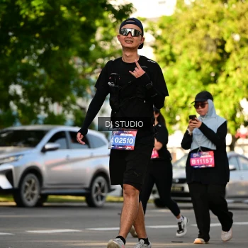 Runner Photo 4049213