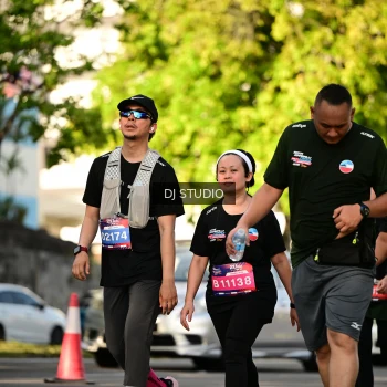 Runner Photo 4049246