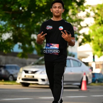Runner Photo 4049255