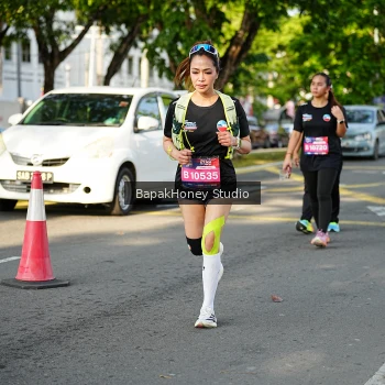 Runner Photo 4049261