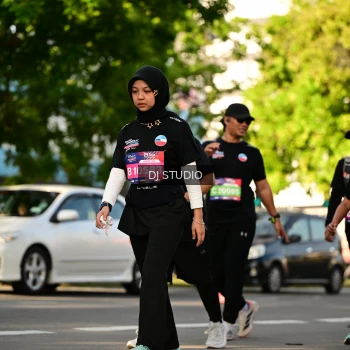 Runner Photo 4049314