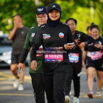 Runner Photo 4049334
