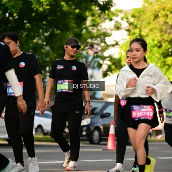 Runner Photo 4049335