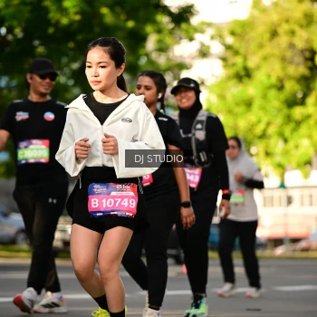 Runner Photo 4049340