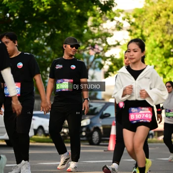Runner Photo 4049342