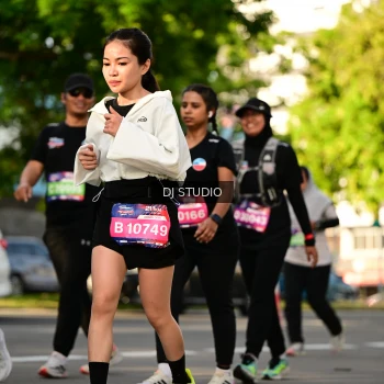 Runner Photo 4049345