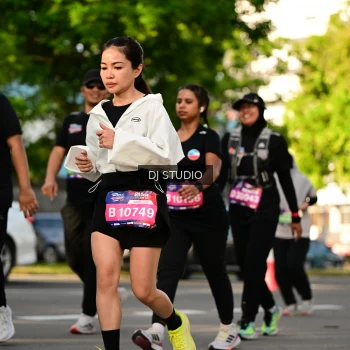 Runner Photo 4049348