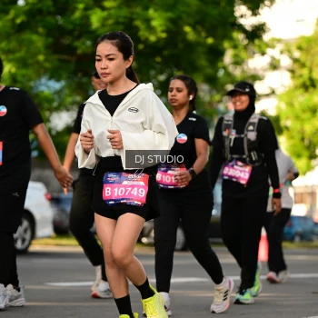 Runner Photo 4049349