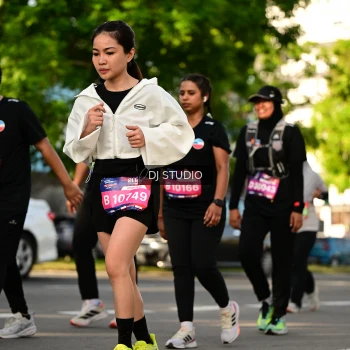 Runner Photo 4049353