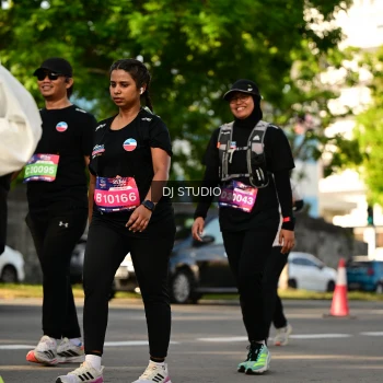 Runner Photo 4049360