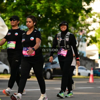 Runner Photo 4049365