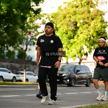 Runner Photo 4049378